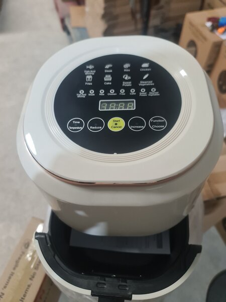 Friteuse à air numérique moderne