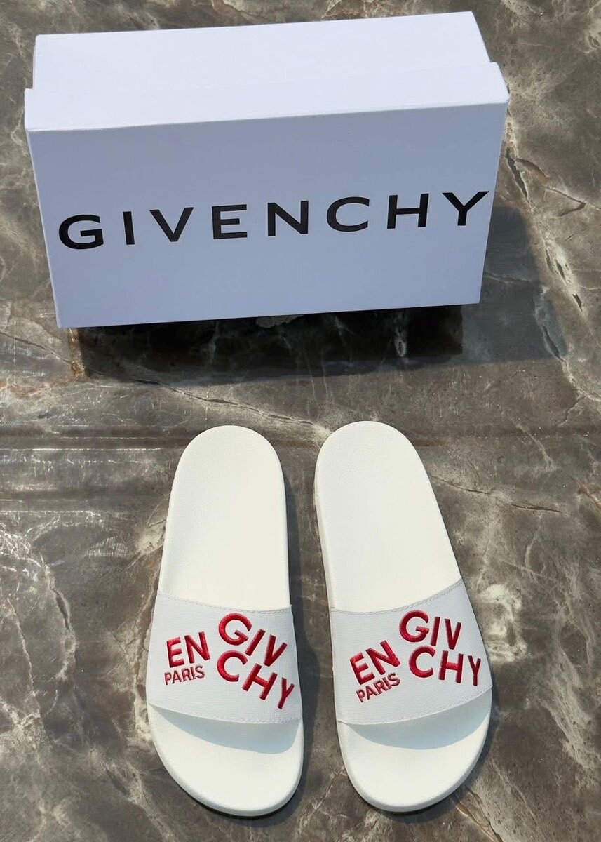 Sandales de marque tendance