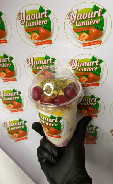Yaourt a la passion et raisin
