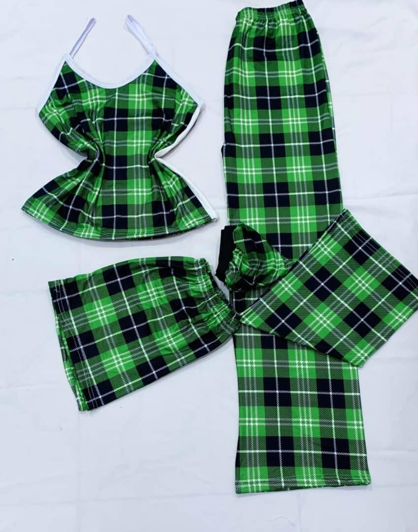 Pyjama en satin pour femmes