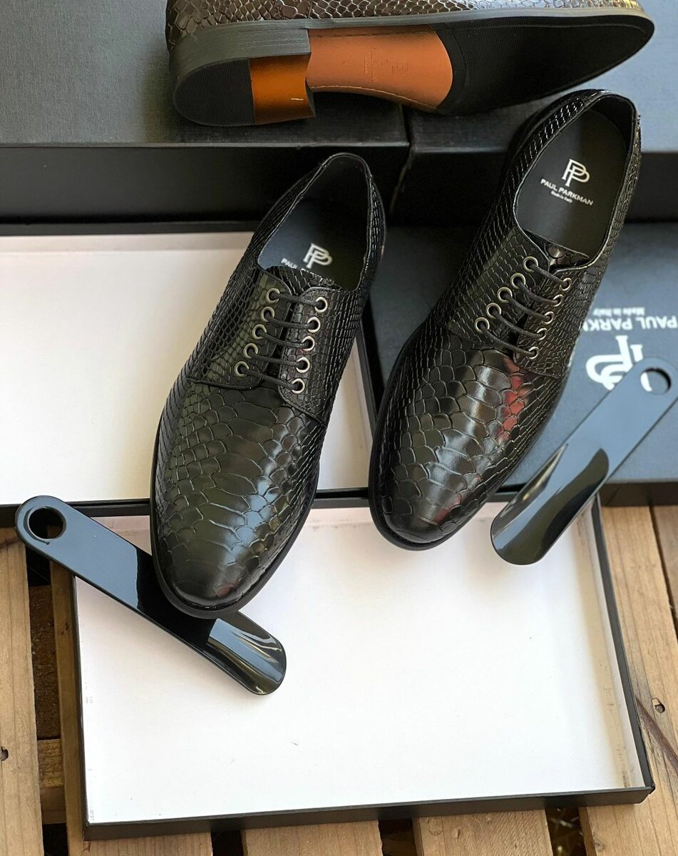 Solid Branded Executive Shoes