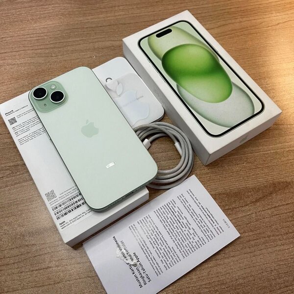 iPhone 15 Vert 128Go