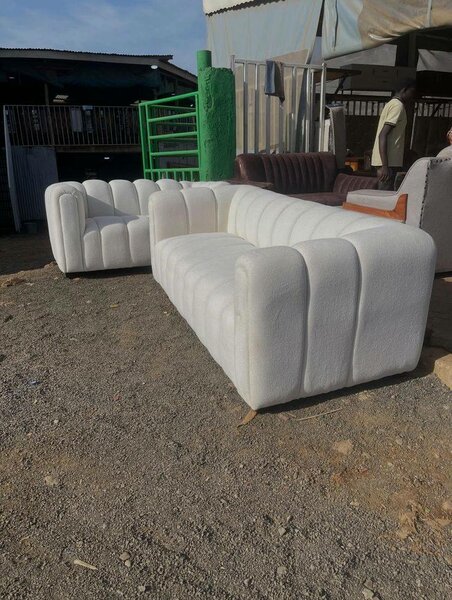 Canapé modulable en tissu blanc