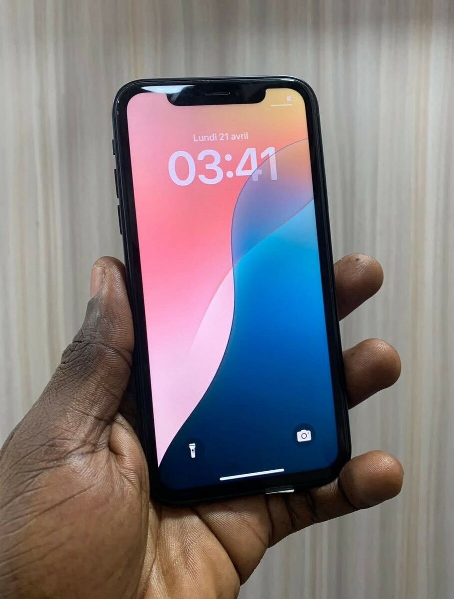 iPhone XR 128GB Noir