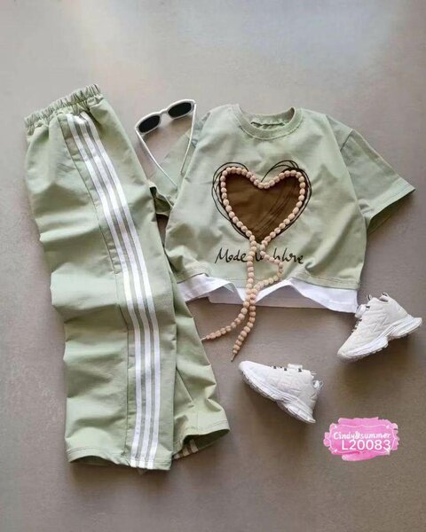 Ensemble de sport pour enfants