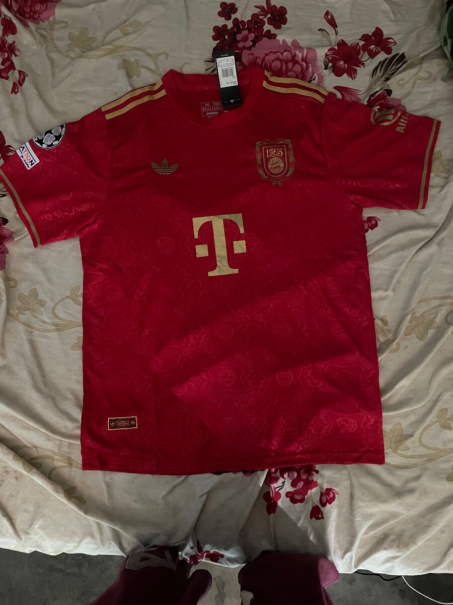 Maillot de football authentique
