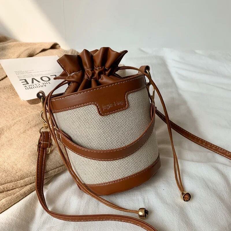 Sac seau en cuir élégant