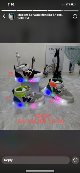 Kids sneakers