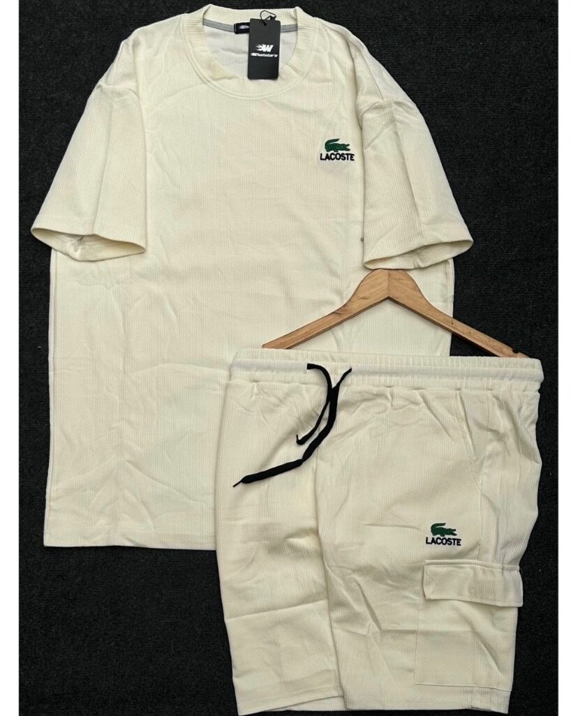 Ensemble T-shirt et Shorts Lacoste