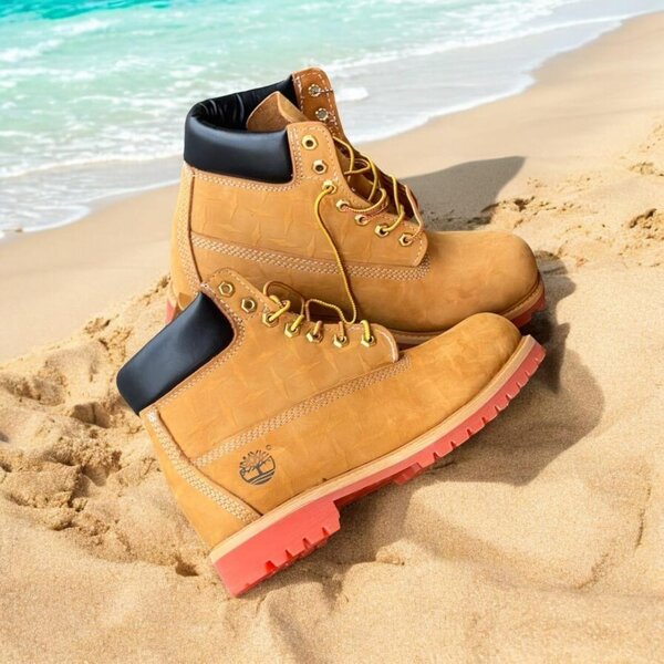 TIMBERLAND BOOT