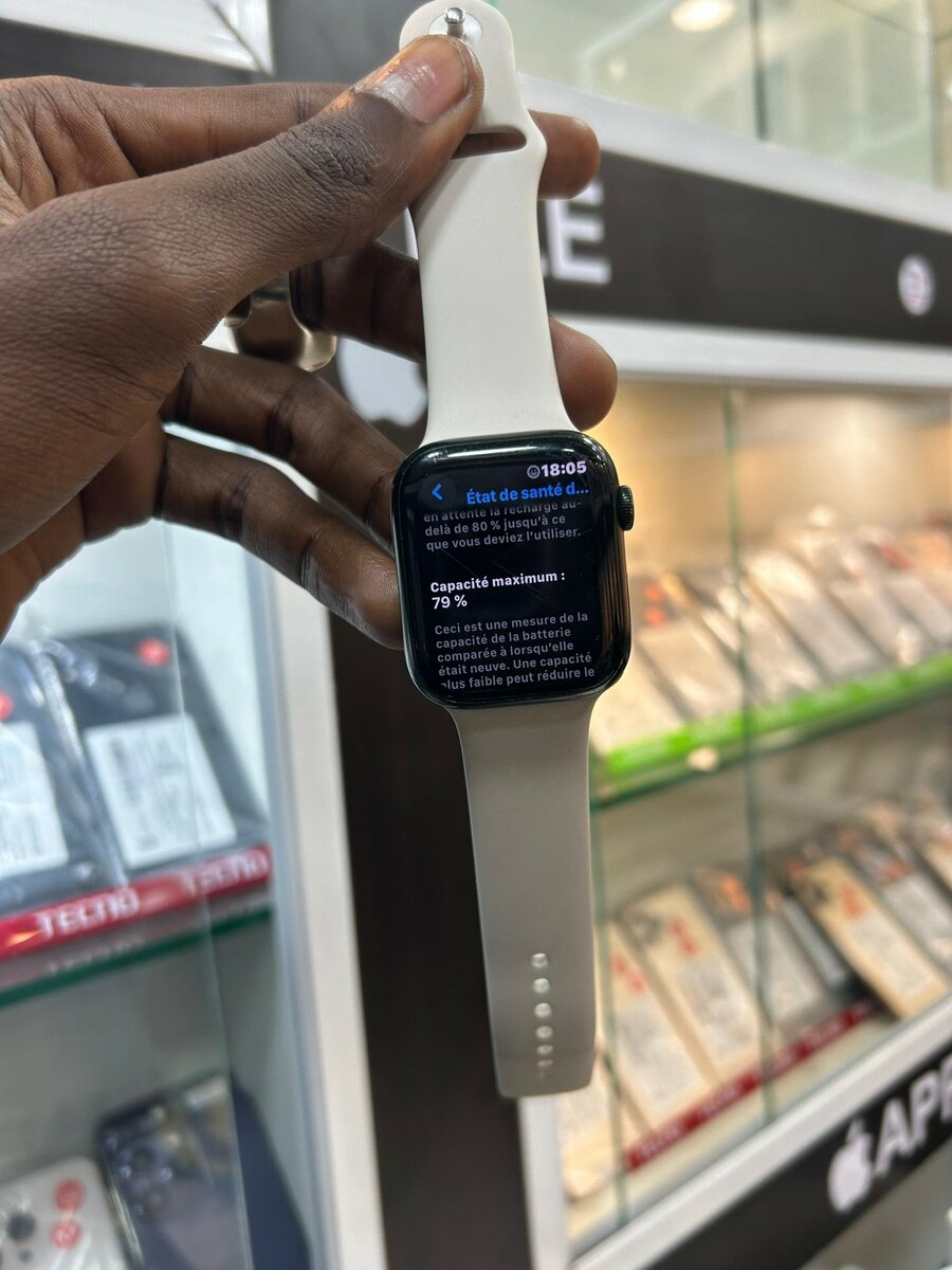 Disponible Apple Watch Serie 7 45mm