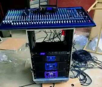 Enceinte professionnelle pour DJ