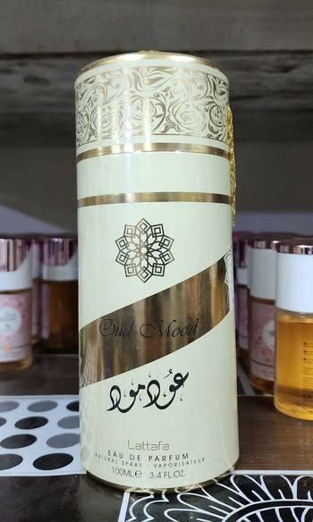 Lattafa Oud Mood perfume 