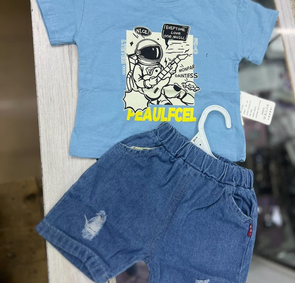 Denim short and tshirt