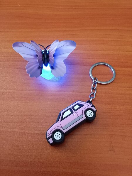 Porte-clés Voiture Rose Décoratif