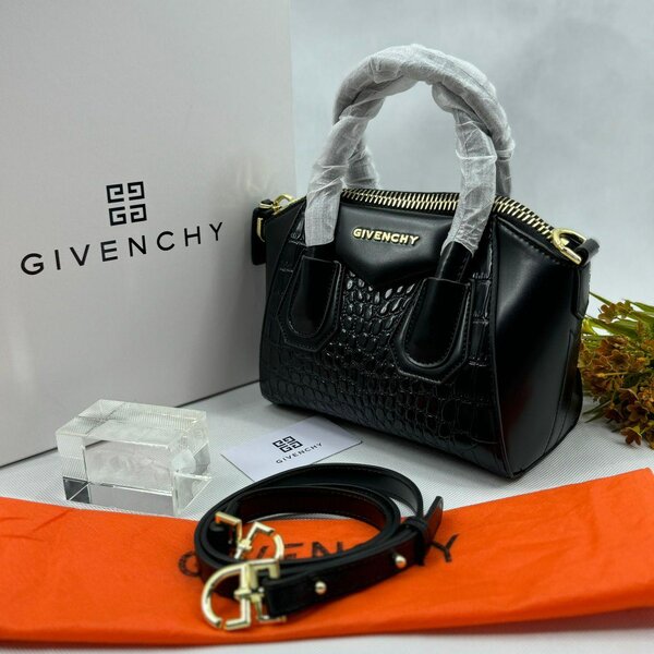 GIVENCHY HANDHELD BAG