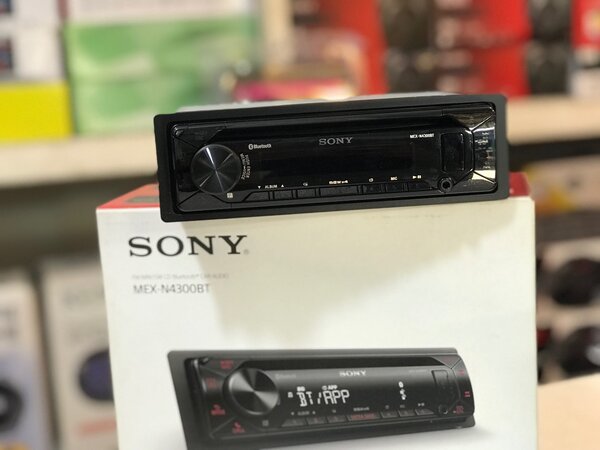 Sony XPLODE car radios