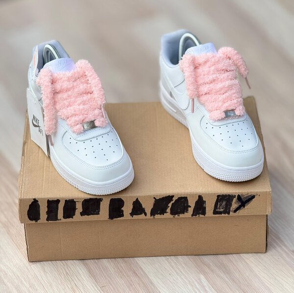 Baskets tendance en peluche