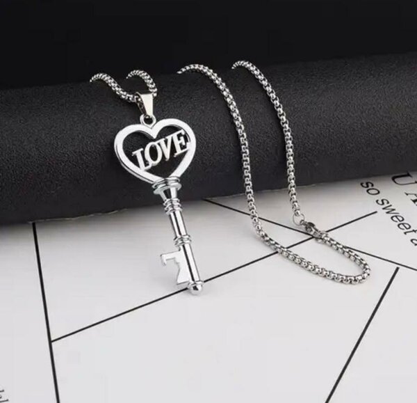 Collier Clé Amour Argent