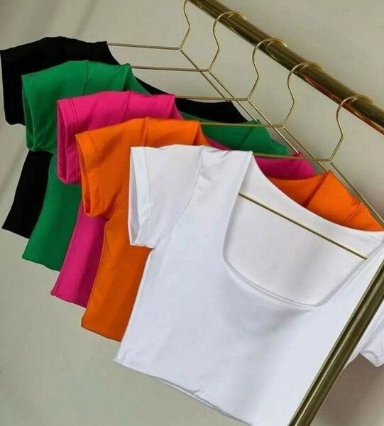 T-shirts colorés pour femmes