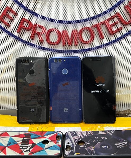 HUAWEI nova 2Plus (128GB)