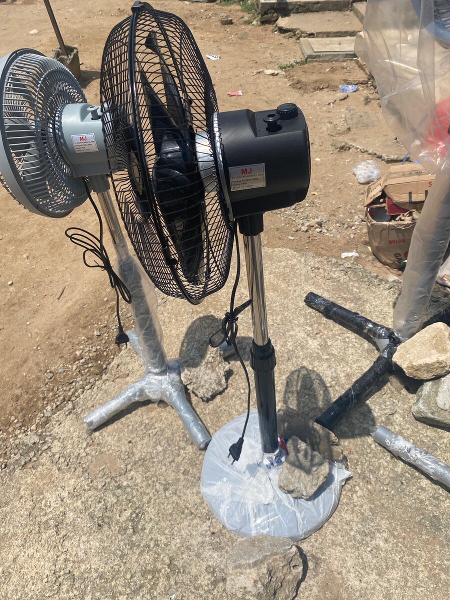 Powerful Pedestal Fan 12 Inch