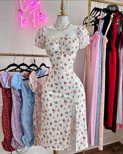 Robe longue fleurie élégante