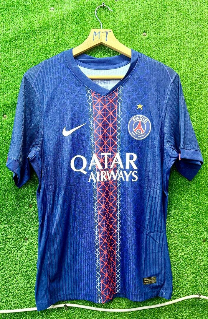 Maillots de football tendance