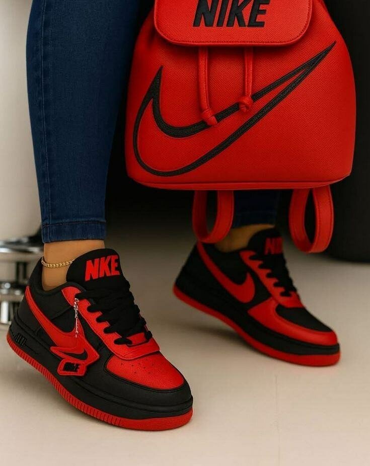Ensemble sneakers et sac à dos Nike
