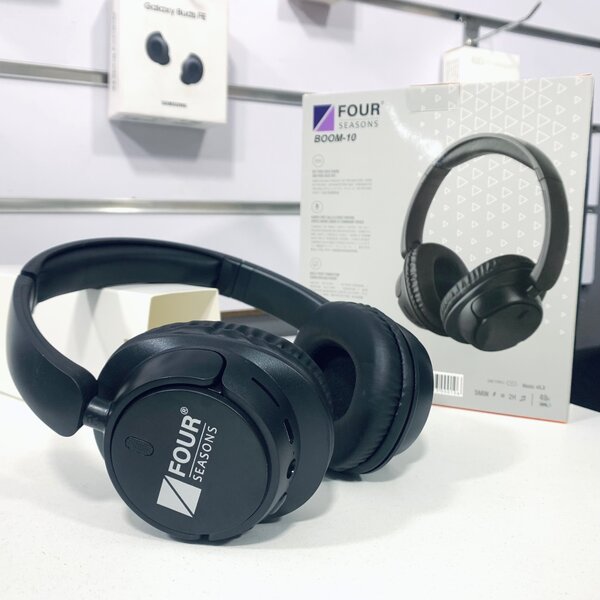 BOOM10 WIRELESS HEADPHONES.