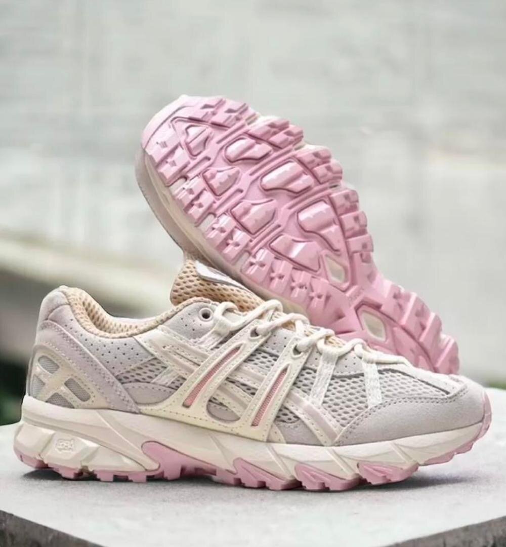 Baskets de Sport Rose et Beige