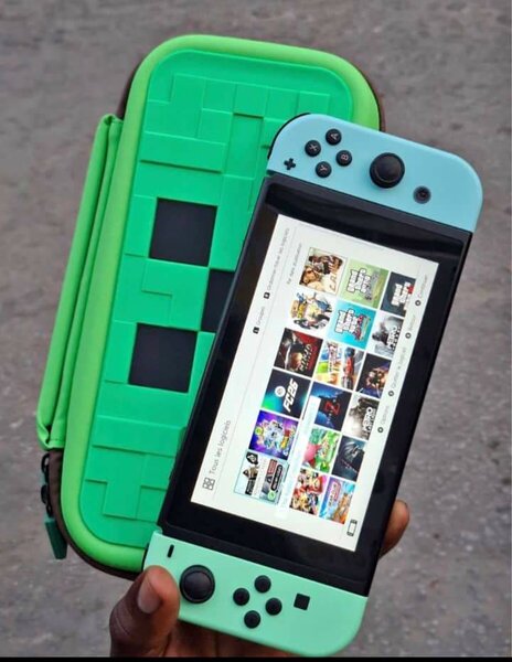 Nintendo Switch Lite - Console de jeu portable