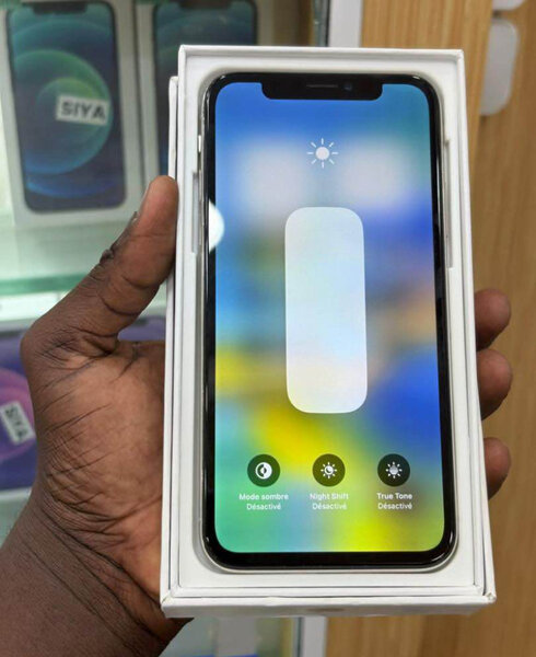 iPhone X 64 Go Argent