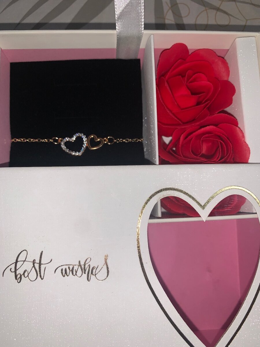 Coffret Cadeau Bracelet et Roses
