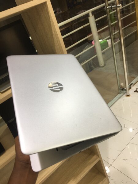 Laptop