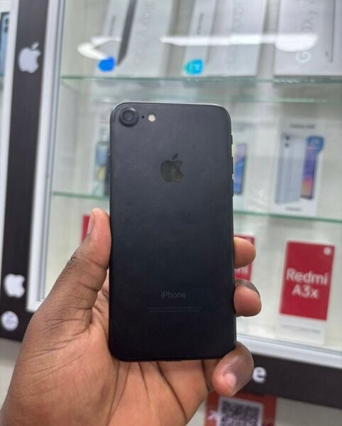 Apple iPhone SE 2020