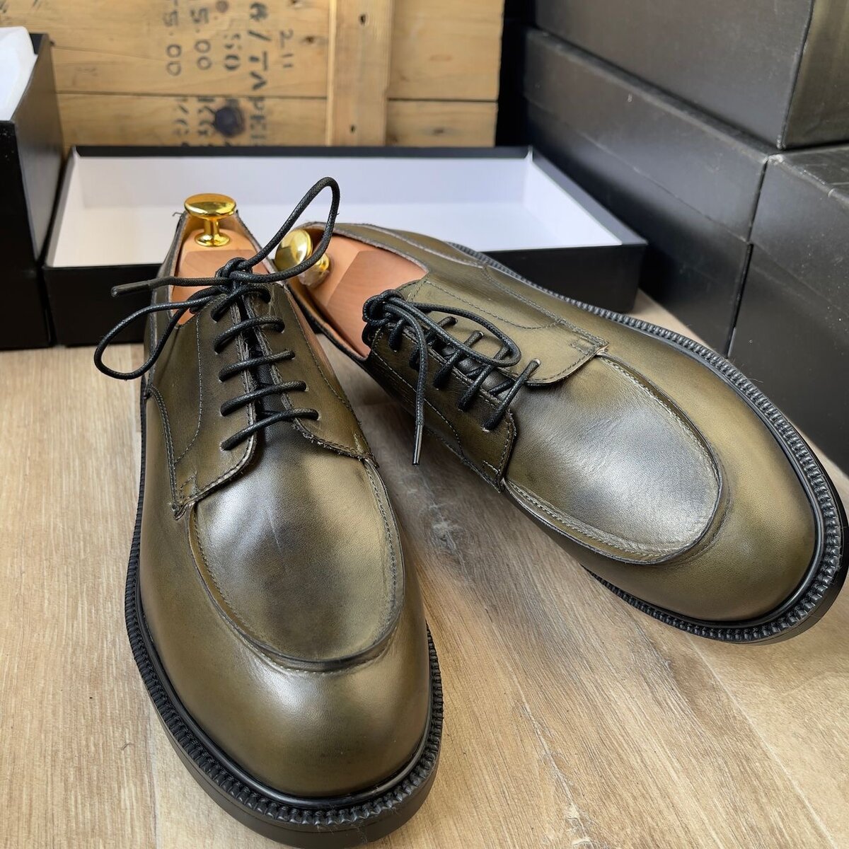 Chaussures derby élégantes en cuir