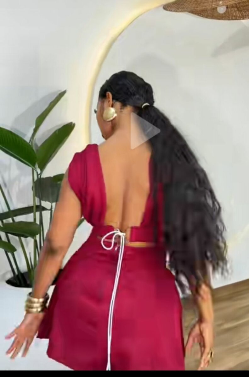 Robe Épaules Dénudées Élégante