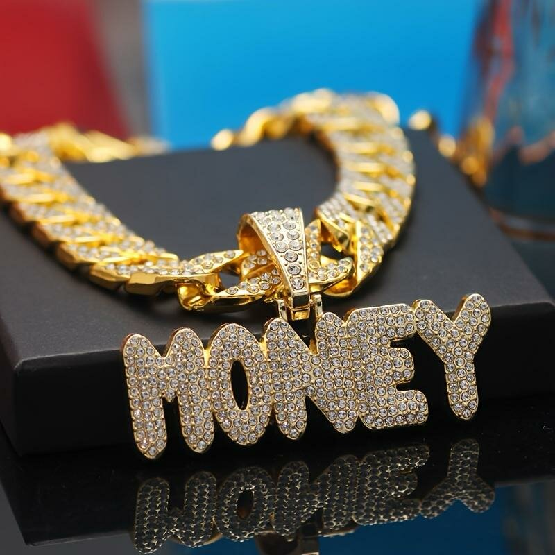 Collier pendentif doré brillant