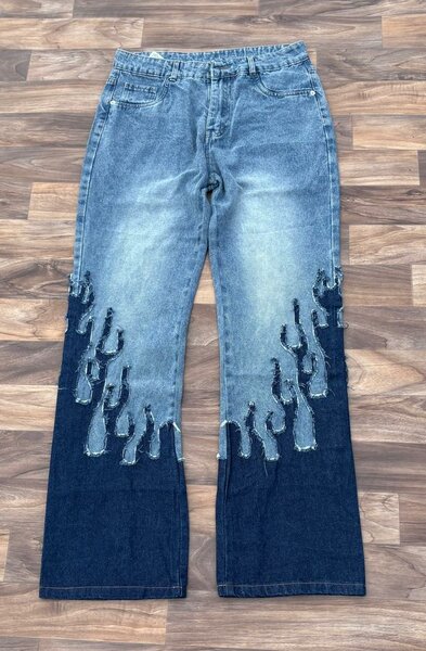 Jeans évasés tendance