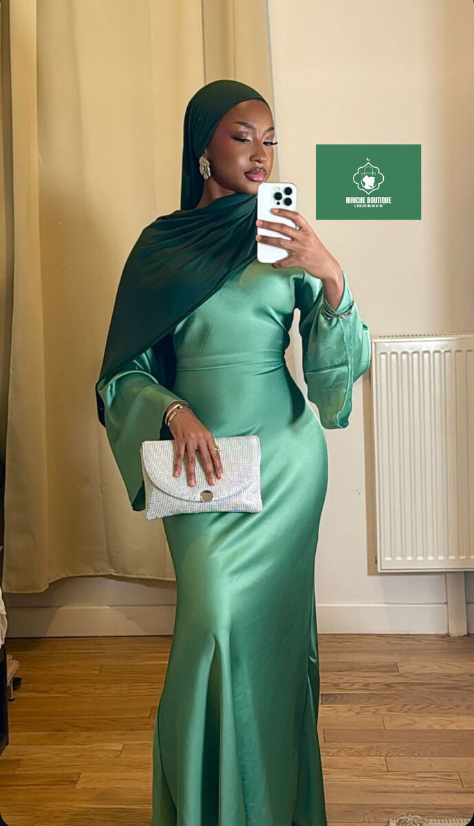 Robe élégante longue pour femme