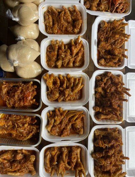 Attieké+ patte de poulet