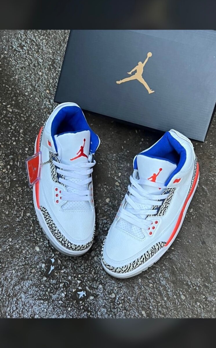 Jordan 3s