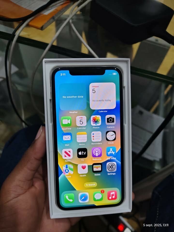 iPhone X 64Go Argent