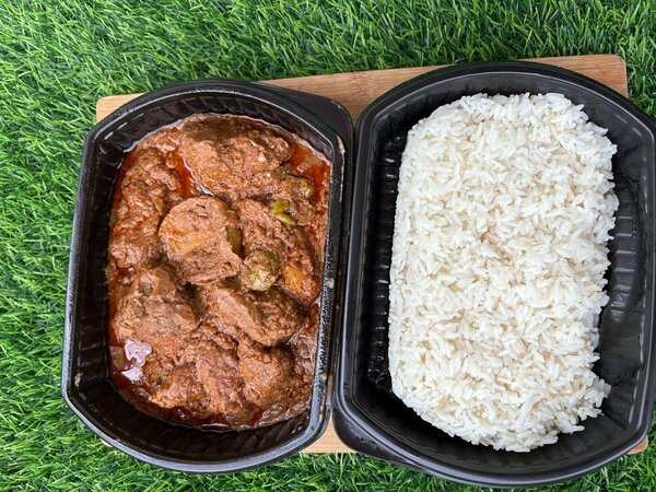 Plat de Riz au Curry de Bœuf