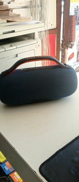 Bluetooth speakers