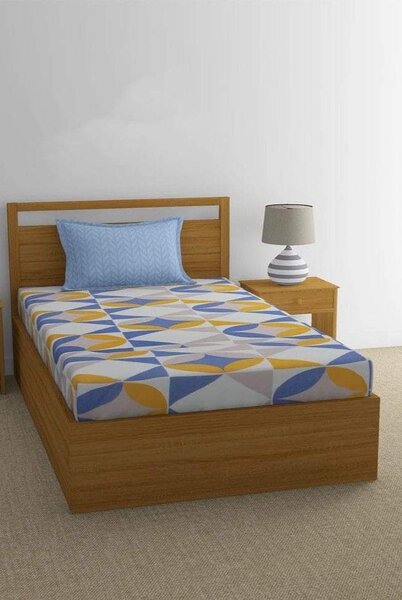 Lit double en bois moderne