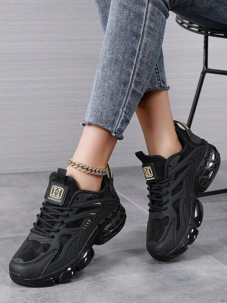 Chaussures de sport noires pour femme