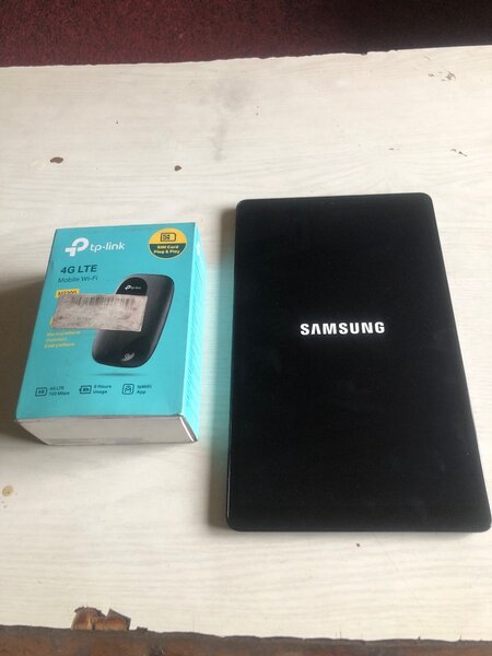 Samsung TAB A + 4G Pocket MiFi