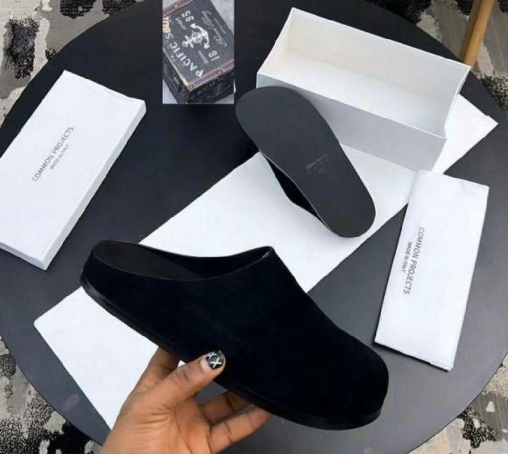 Mules en cuir élégantes